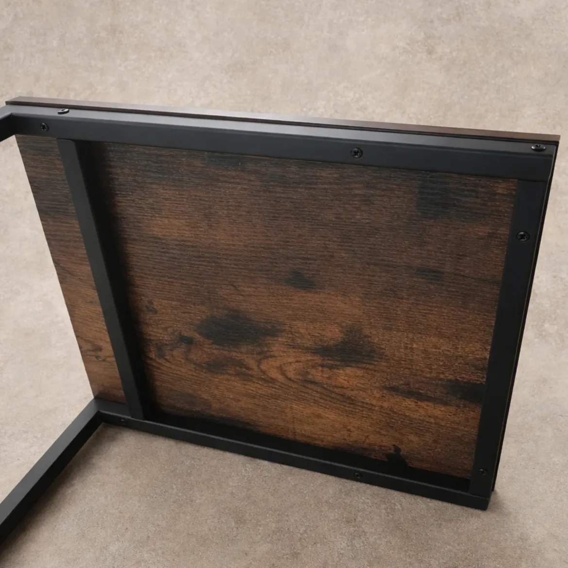 Boczny stolik kawowy KAYU, 67 cm