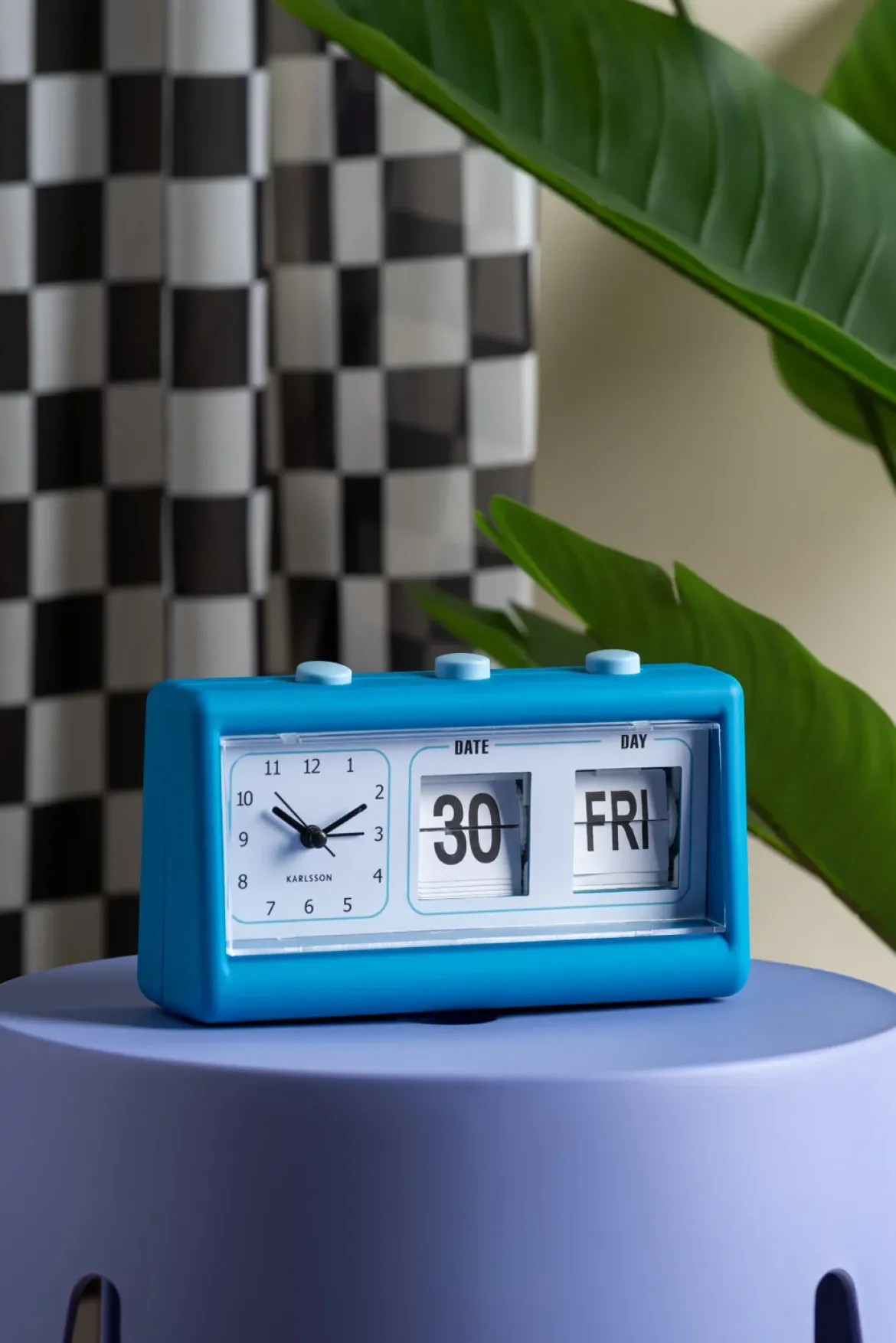 Budzik retro FLIP z datą