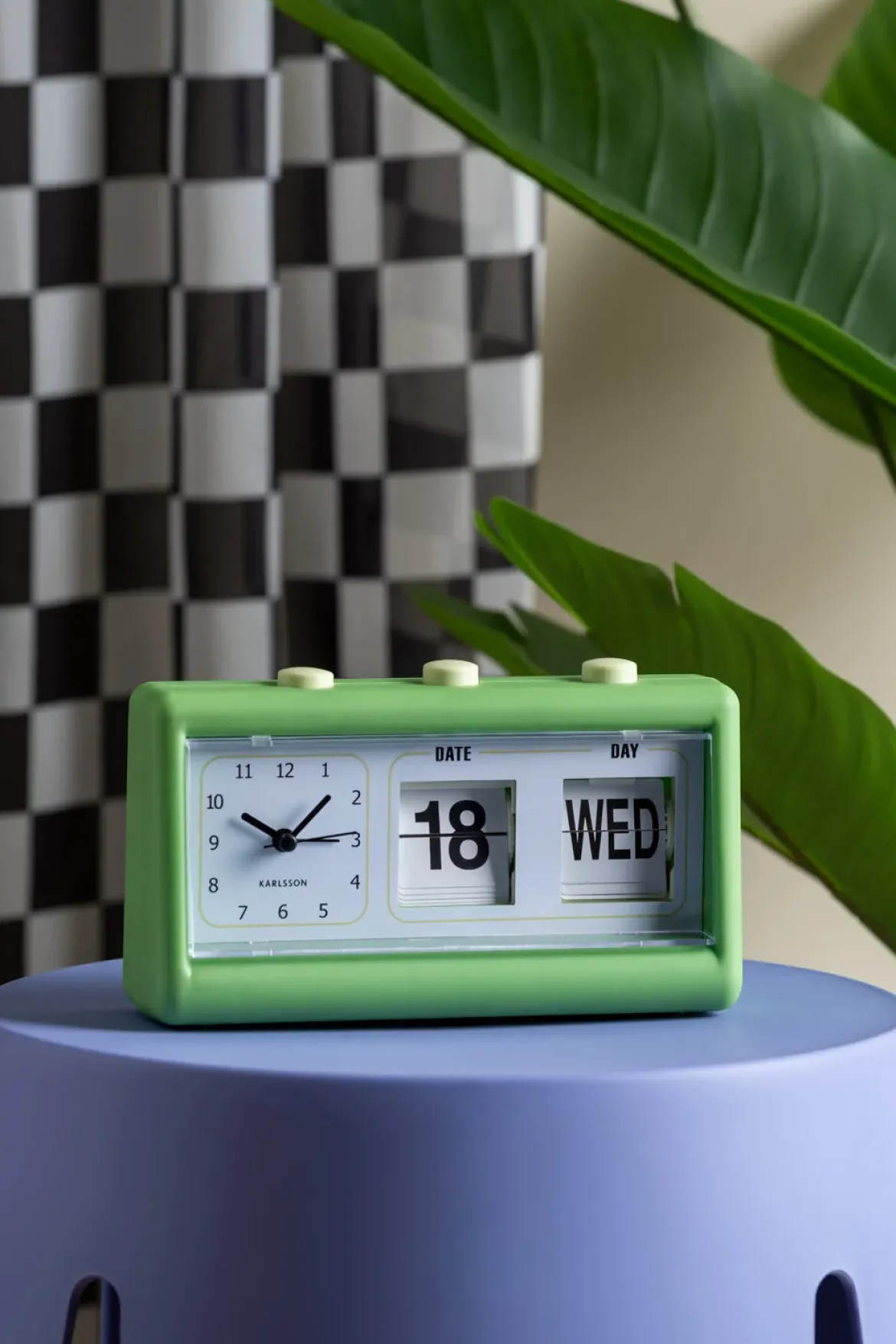 Budzik retro FLIP z datą