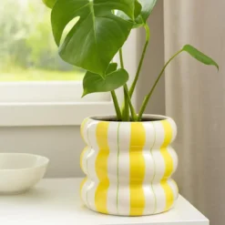 Ceramiczna osłona na doniczkę w paski LINJE, 14 cm