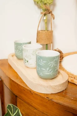 Ceramiczne kubki z bambusowymi podkładkami, 4 szt., 130 ml