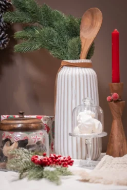 Ceramiczny wazon z ozdobnym rzemieniem, 28,5 cm