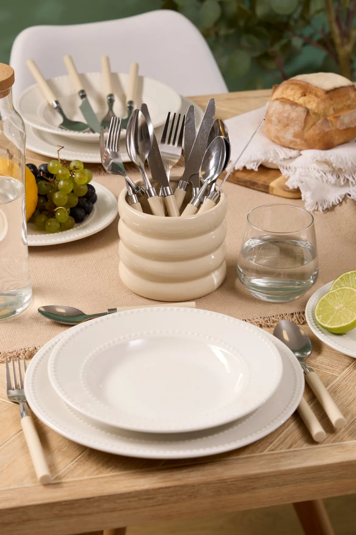 18-częściowy serwis obiadowy PEARL, porcelana