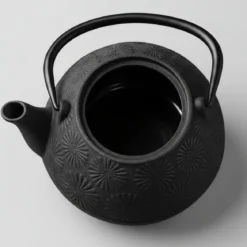 Dzbanek żeliwny z czarkami i podstawką KOGA, 1200 ml