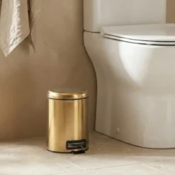 Kosz łazienkowy STEG z wolno opadającą pokrywą, wyciągany pojemnik, 3 l