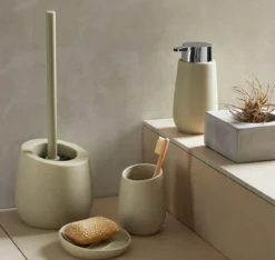 Kubek ceramiczny na szczoteczki BADI, WENKO