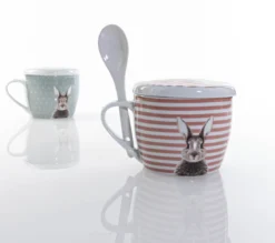 Kubek z pokrywką i z łyżeczką FLUFFY, porcelanowy, zajączek, 600 ml
