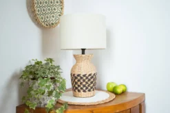 Lampa z abażurem Hiacynt, podstawa z plecionki, 49 cm