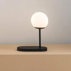 Lampka na biurko COLORS, ładowana na USB