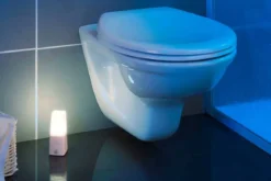 Lampka nocna LED z sensorem ruchu