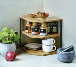 Narożna półka kuchenna z trzema półkami, 26 x 28 cm