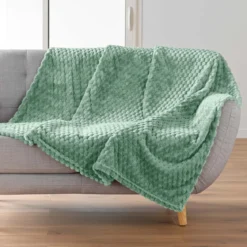 Narzuta flanelowa 125 x 150 cm FROSTY