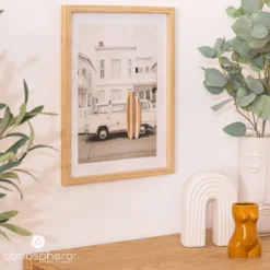 Plakat w ramie z retro samochodem VIVIEN, 30 x 40 cm