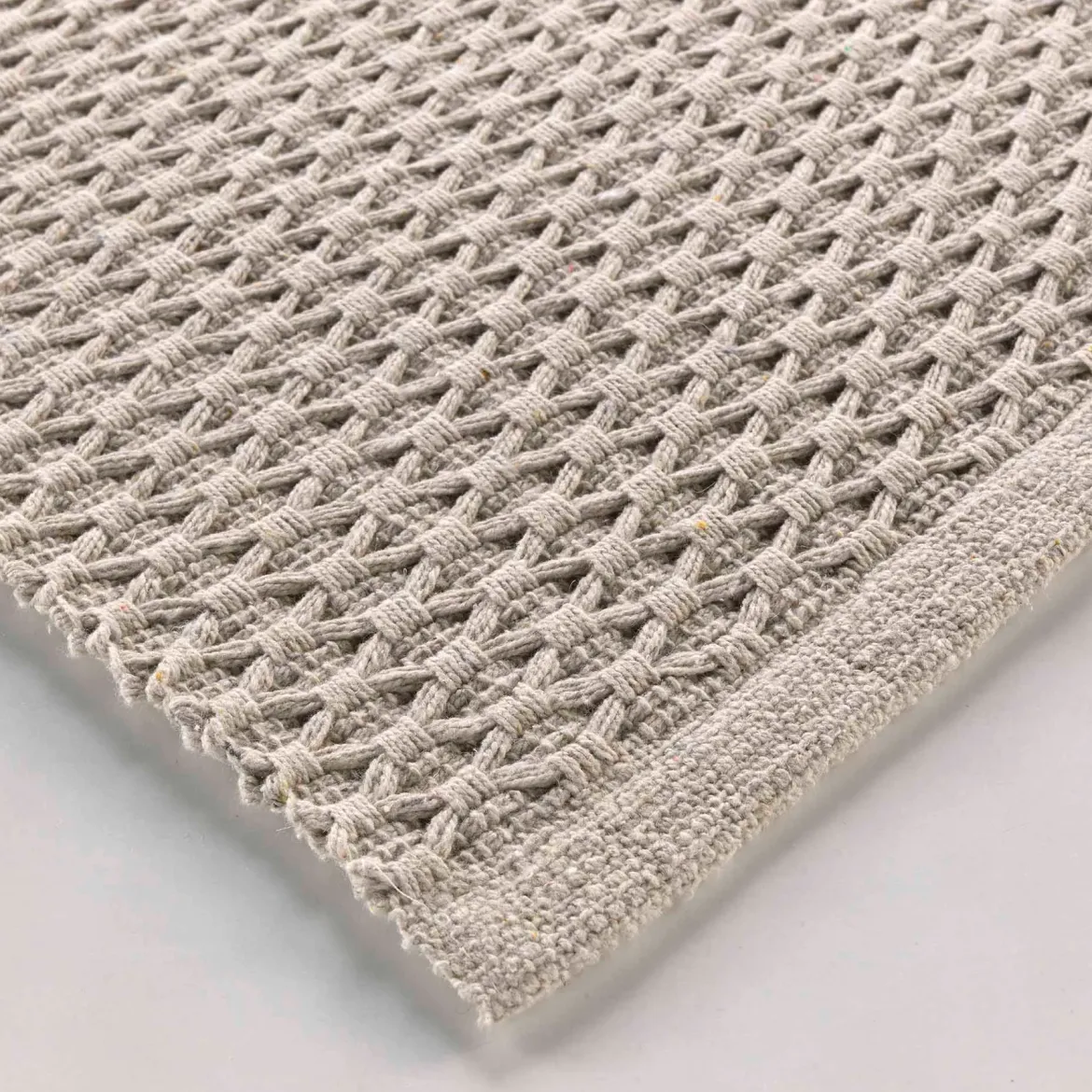 Pleciony dywanik ALIVIA, 50 x 80 cm