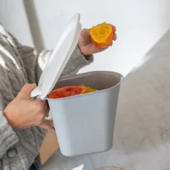 Pojemnik na odpady organiczne, kosz na śmieci BIBO, śmietniczek, 3 l, KOZIOL