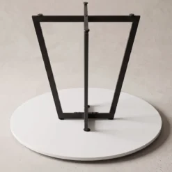 Stolik okrągły na krzyżakowej podstawie, Ø 80 cm x 72 cm
