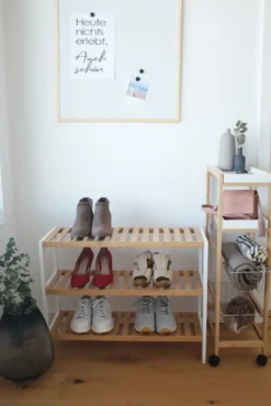 Szafka na buty, odkryty stojak z włókna bambusowego, kompaktowy mebel na obuwie.
