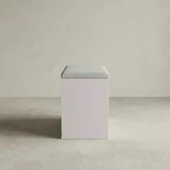 Szafka na buty z siedziskiem LEVA, 60 x 30 x 47 cm