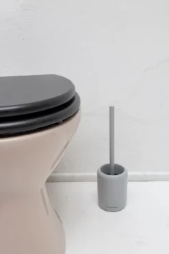 Szczotka WC z pojemnikiem TOM TAILOR