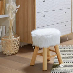 Taboret do siedzenia z obiciem a la futro