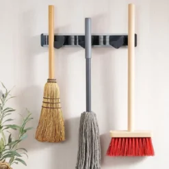Uchwyt na szczotki i mopa RIBIMEX, 38 cm