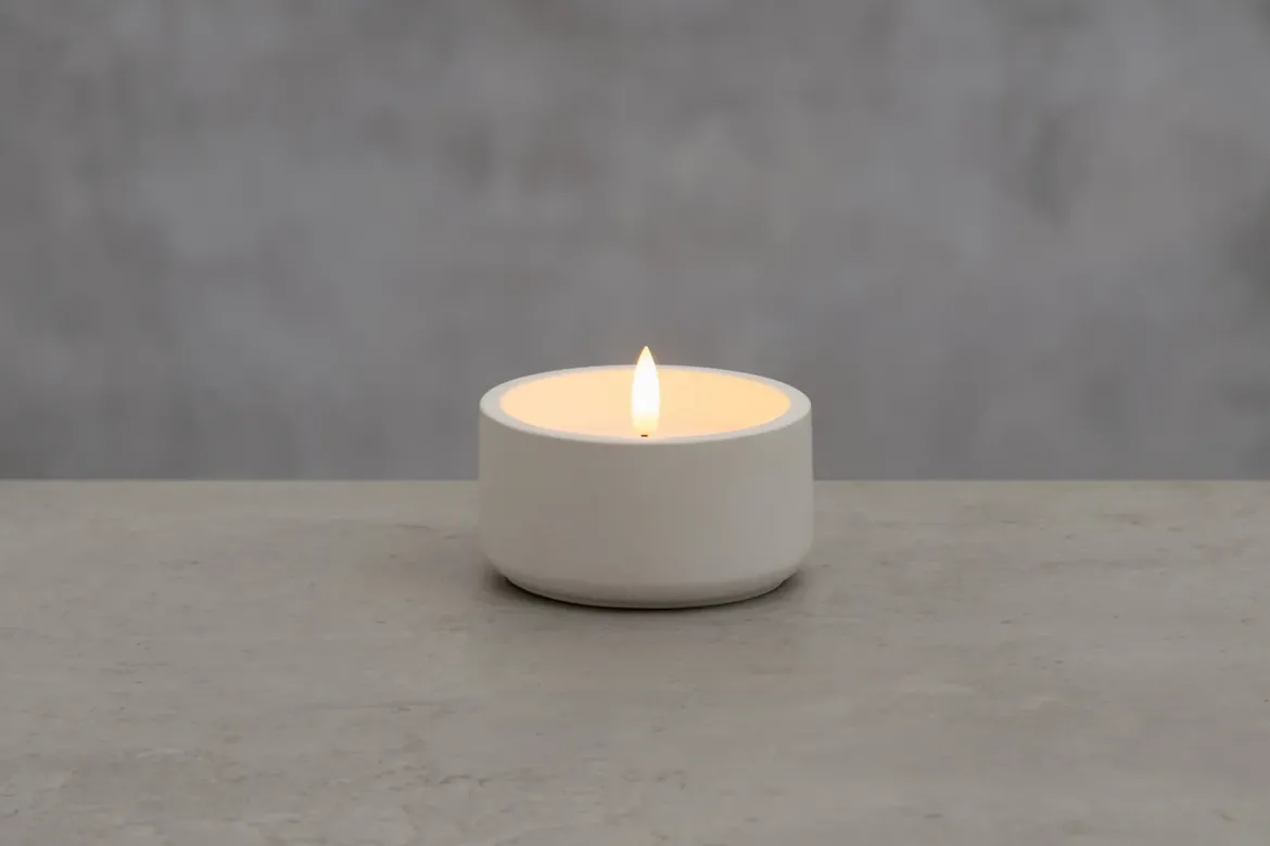 Świeca woskowa LED z płomieniem 3D, Ø 10 cm