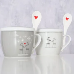 Świąteczny kubek jumbo z pokrywką i łyżeczką LOVELIES, 600 ml