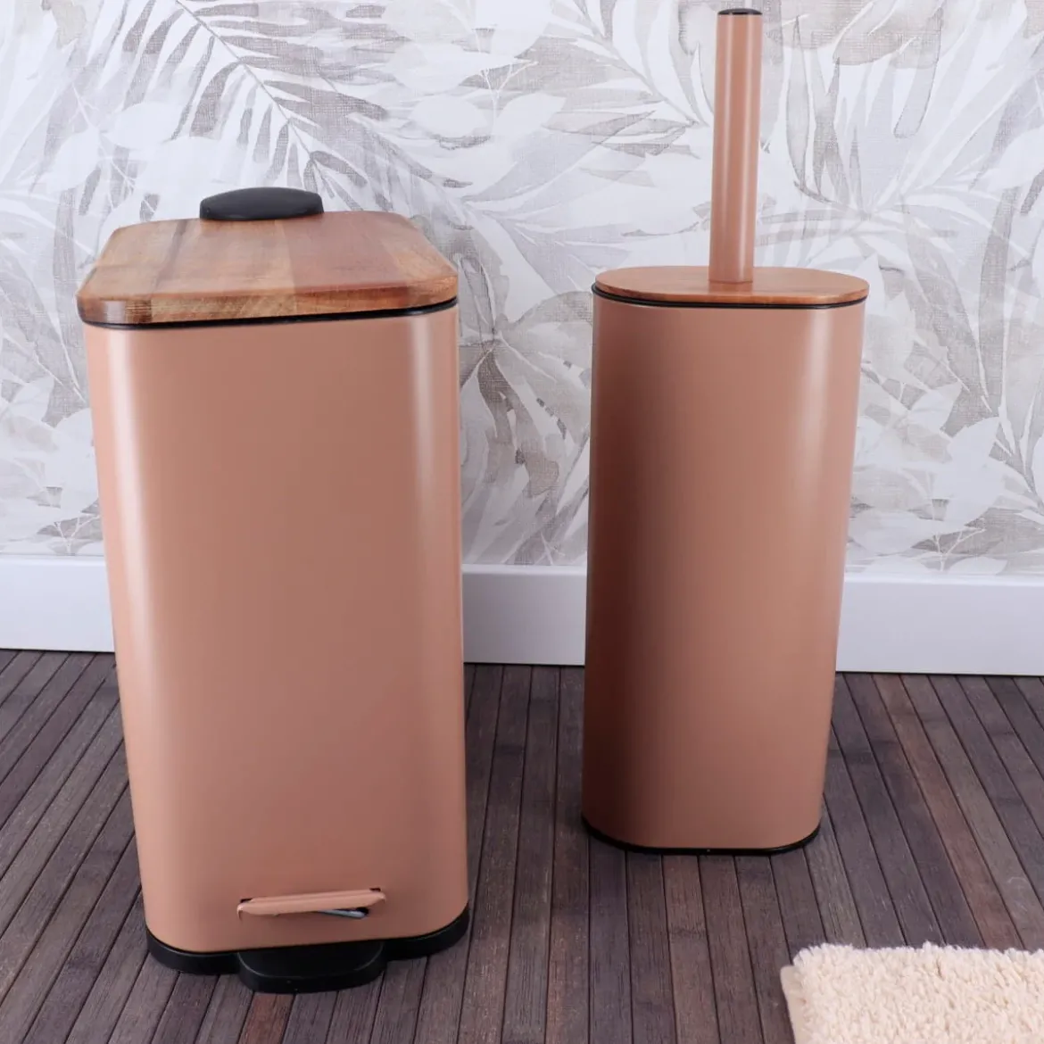 Wąski kosz do śmieci do łazienki MONO z drewnianą pokrywą, 5 l